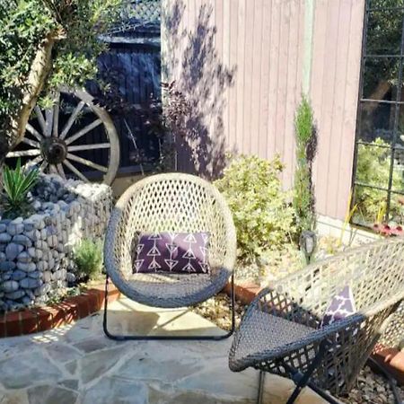 The Courtyard - Cosy, Secluded With Luxury Suite Walmer Экстерьер фото