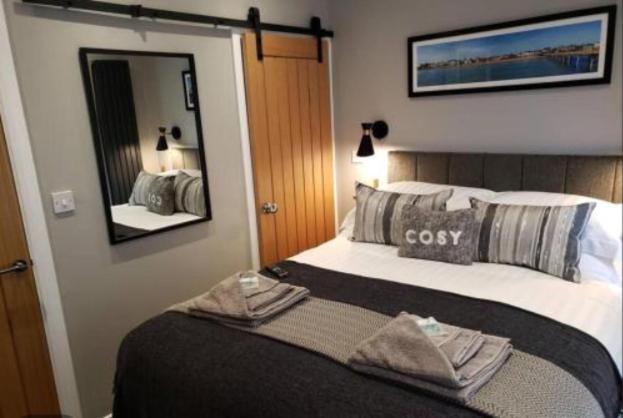 The Courtyard - Cosy, Secluded With Luxury Suite Walmer Экстерьер фото